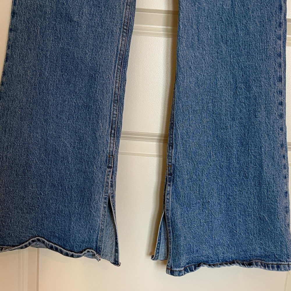 Abercrombie & Fitch Blue High-Rise Flare Jeans - Picture 3 of 8